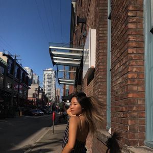 Meet your Posher, Vivian